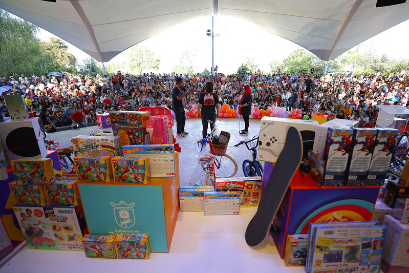 Más de 10 mil personas celebran La Fiesta de Abril